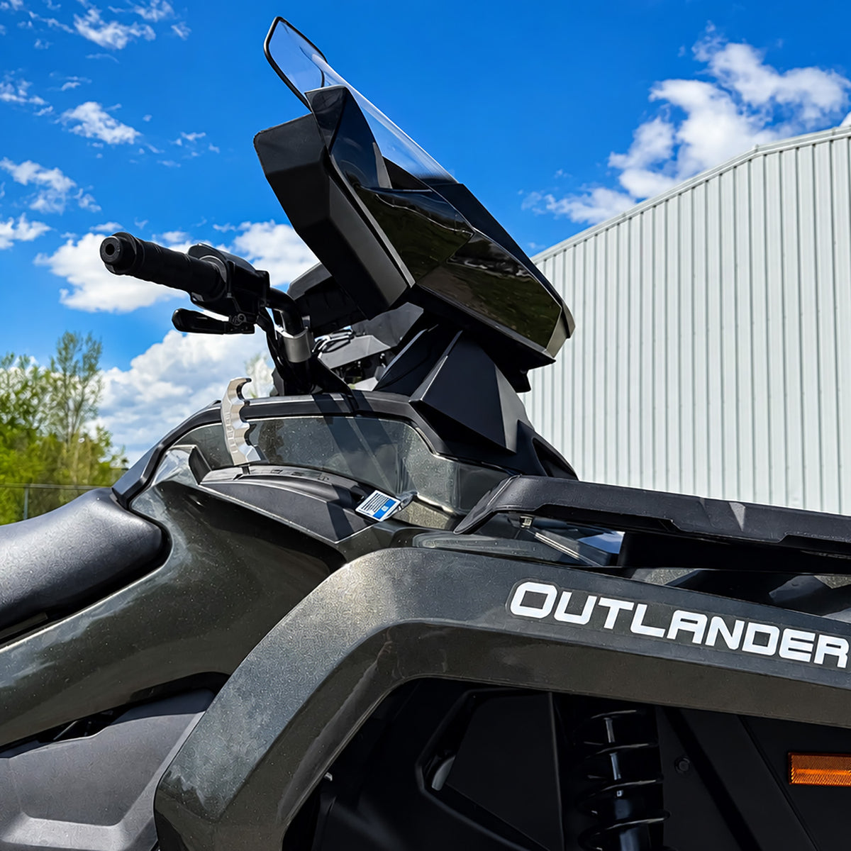 Can-Am Outlander XT-P 850 ATV equipped with PERFEX custom aluminum gear shift knob.