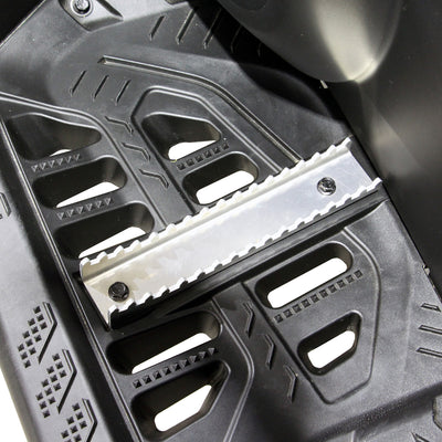 Close-up of PERFEX left aluminum foot peg on a Can-Am Outlander G3 1000R XT-P ATV, highlighting the 20° angled sides for superior traction.