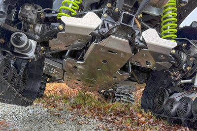 2025+ Can-Am Outlander Gen 3 MAX XT-P 1000R featuring PERFEX™ Full Skid Plate Kit and Can-Am Apache Track System. Heavy-duty ATV setup for extreme off-road riding.