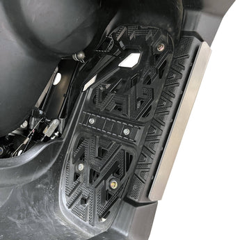 PERFEX Industries right footwell plates in 3/16" heavy-duty aluminum 5052, providing increased protection by wrapping around the original plastic footwell on Kawasaki Brute Force ATVs.